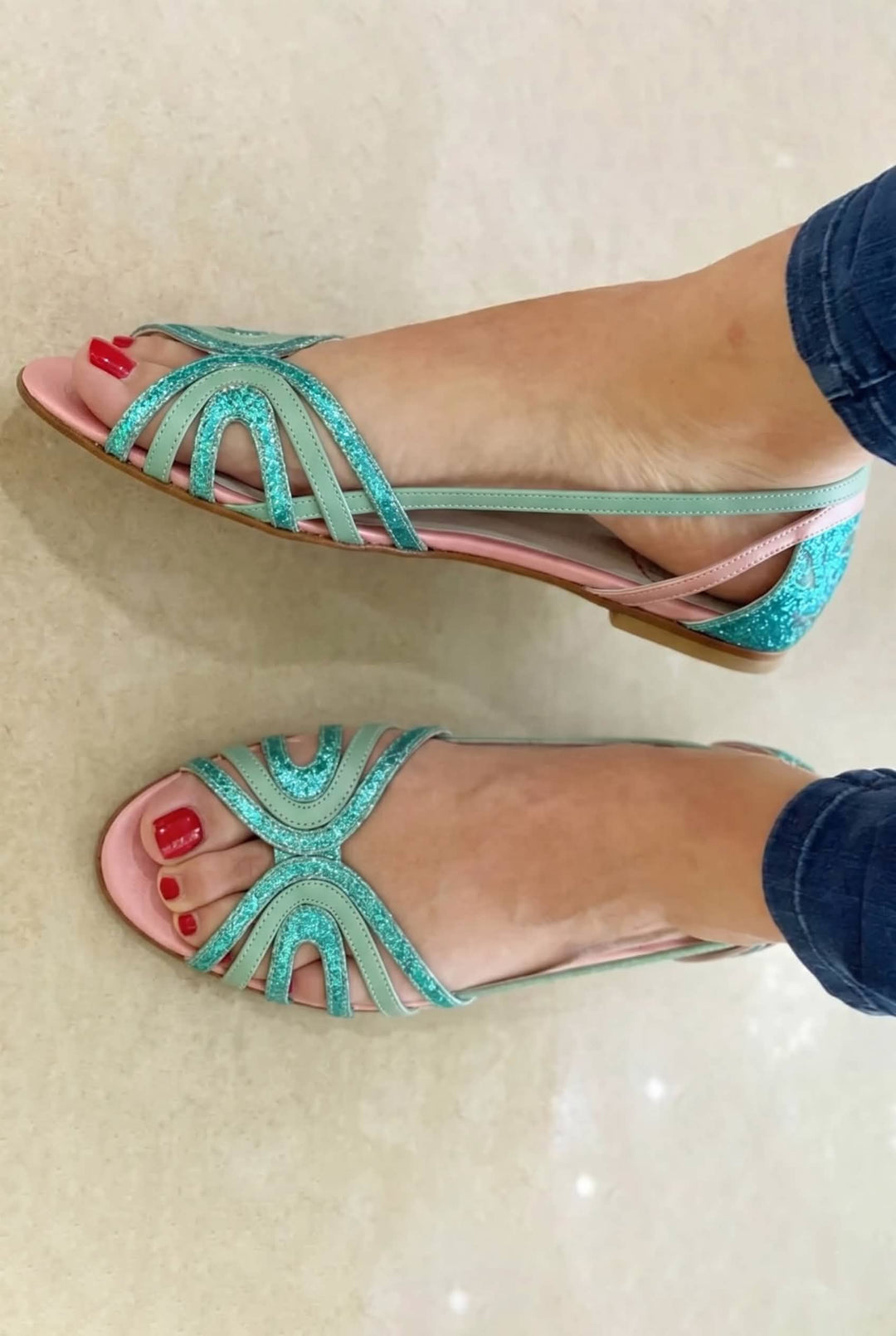 Елеонора | Златни сандали Летна светлина